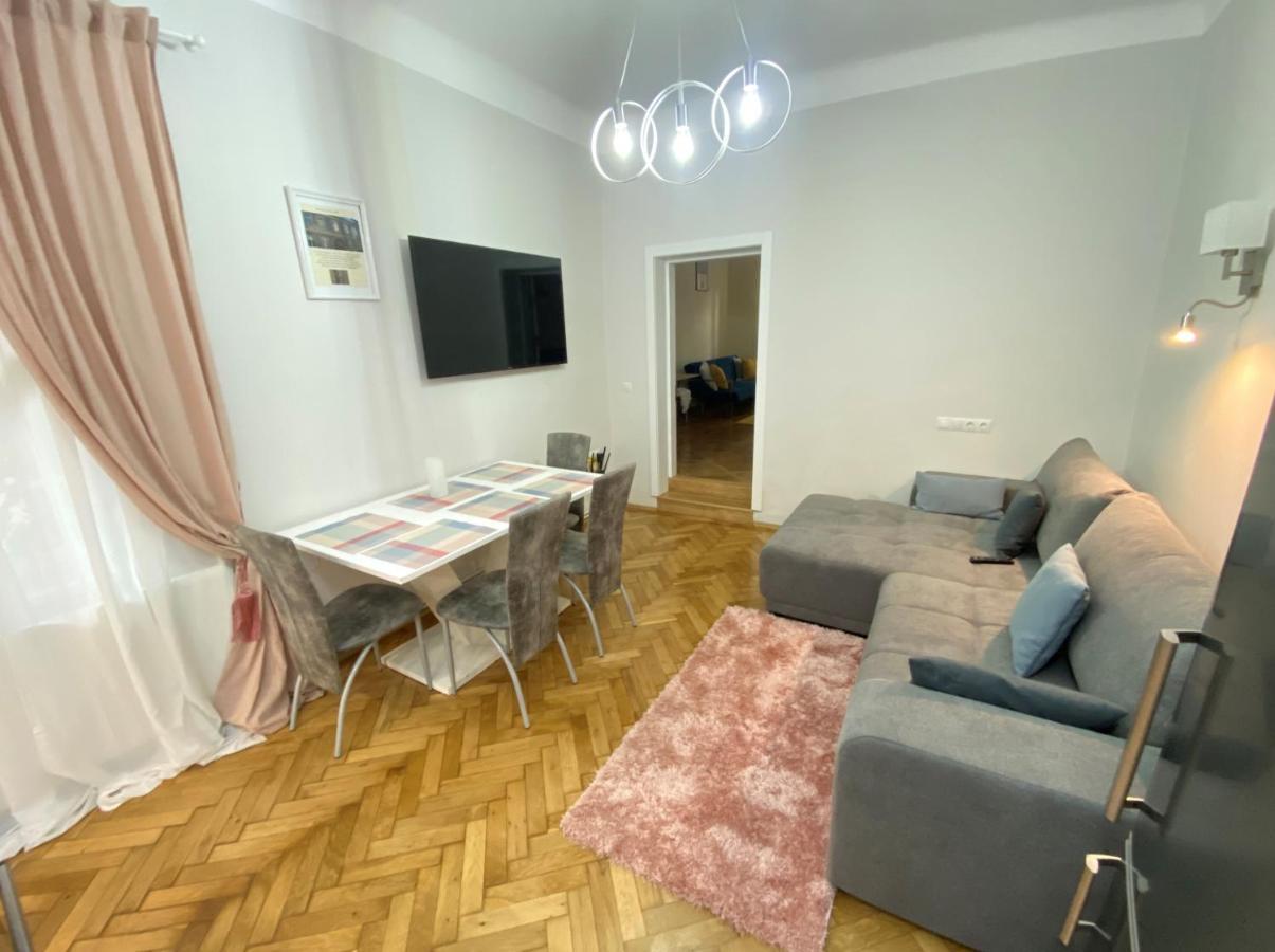 Boem 2 Sibiu Old Town Apartamento Exterior foto